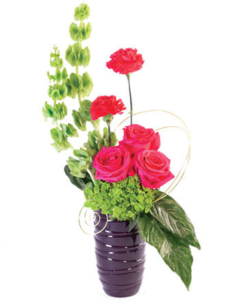 Pinks of Passion Contemporary Floral Design in Wynne, AR | BACKSTREET FLORIST & GIFTS