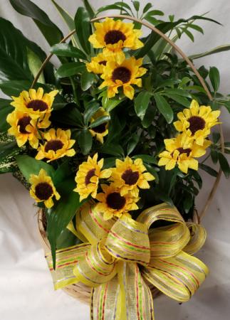 Planter with silk flowers       (P) 