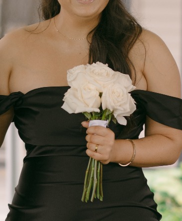 Playa Blanca Bouquet  in Orleans, ON | SELECT BLOOMS FLORAL BOUTIQUE