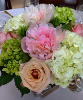 Playful Pastel Table Arrangement
