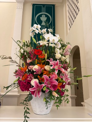 Plethora of Memories Sympathy Arrangement