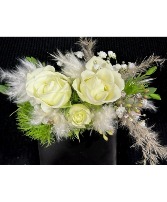 Pocket Boutonniere White 