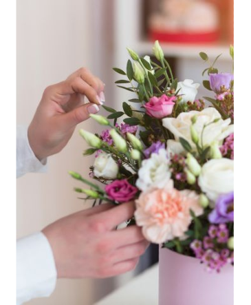 Pop's Designer's Choice Exclusively at Mom & Pops in Ventura, CA | Mom And Pop Flower Shop