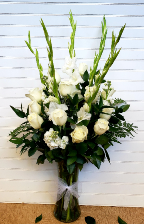 Pop's Sympathy #1  in Ventura, CA | Mom And Pop Flower Shop