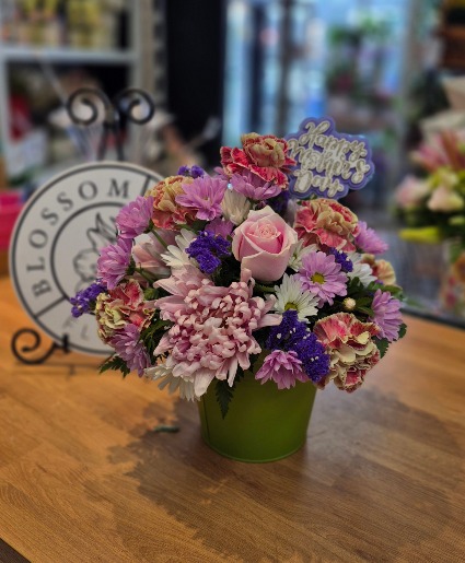 Posie in the Pale Arrangement