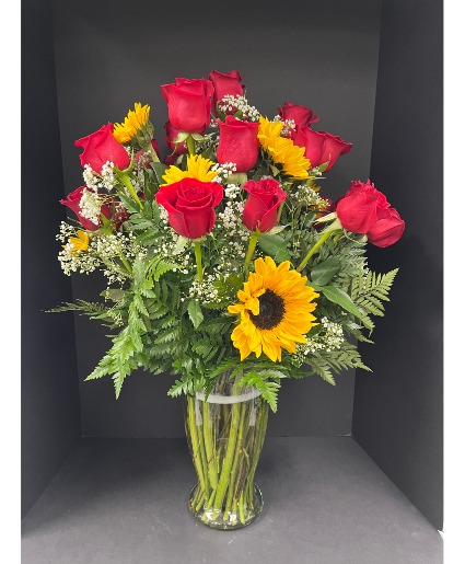 Premium 2 Dozen Rose Vase 