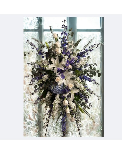 Premium Blue and White Spray Flower Arrangement