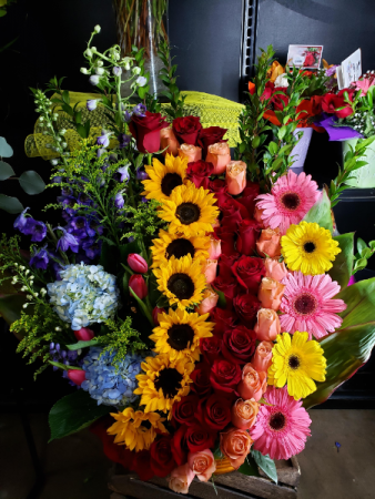 premium floral basket 