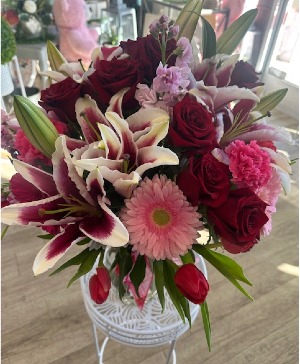 Premium Valentine Arrangement 