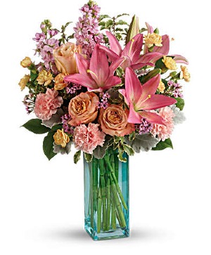 PRETTY AND POSH BUNCH FLOWER ARRANGEMENT