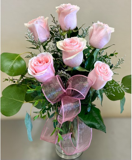 Pretty in Pink  arrangement of flowers