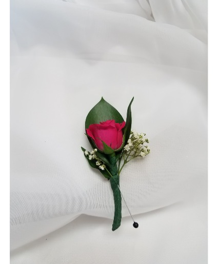 Pretty in pink boutonnier