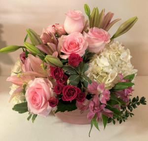 Pretty in Pink Centerpiece