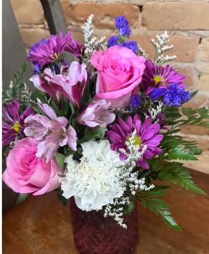 Pretty in Pink Floral Arrangement