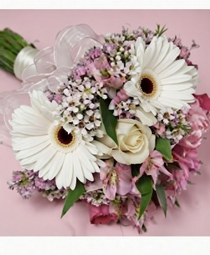 Spring Blush Handheld Bouquet