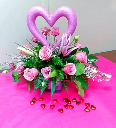 Pretty In Pink Open Heart Half Doz Pink Roses with Open Heart