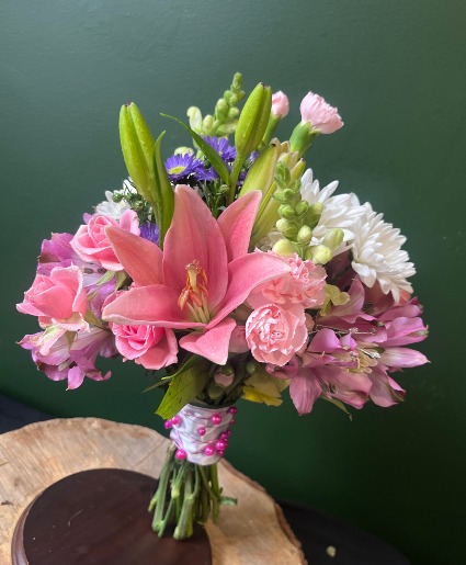 Pretty in Pinks Deluxe Prom Posy
