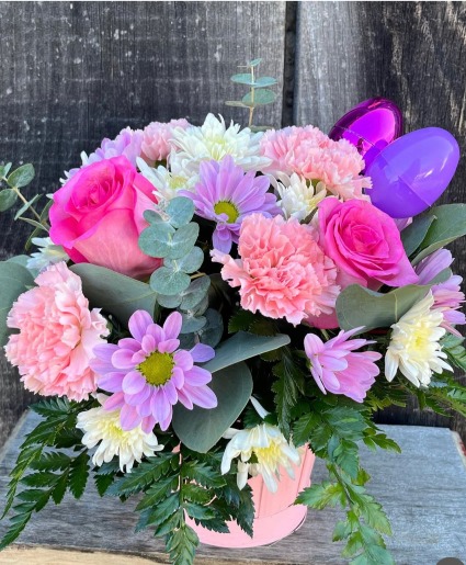 Pretty Pastels Easter Basket Centerpiece, Basket