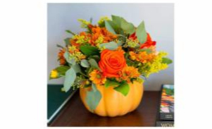 PRETTY PUMPKIN CENTERPIECE