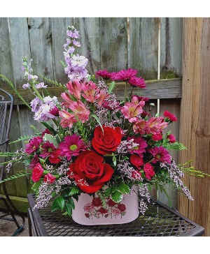 Pretty Rose Tin 