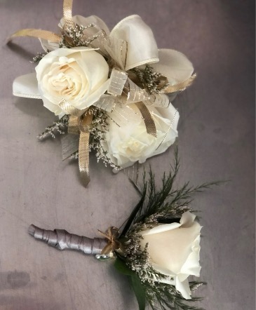 Prom #11  in Aurora, ON | Petal Me Sugar Florist