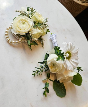 PROM SET Corsage & Boutonniere in Frederick, MD | Maryland Florals