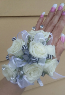 Prom W2 Fresh Wrist Corsage
