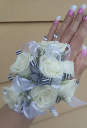 Prom W2 Fresh Wrist Corsage