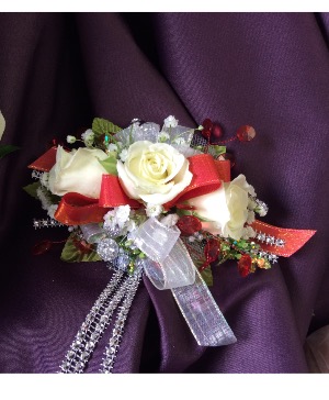 PROM WRIST CORSAGE WRIST CORSAGE