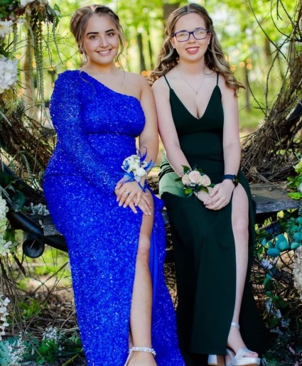 Prom wristlet 