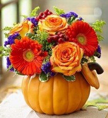 PUMPKIN PETALS CENTERPIECE 