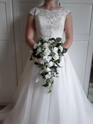 Pure Love Wedding Bouq 