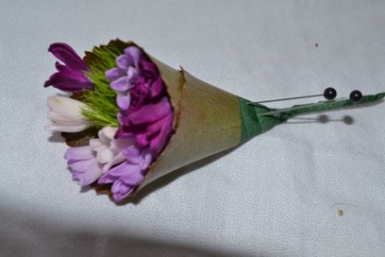 purple boutonnier boutonnier