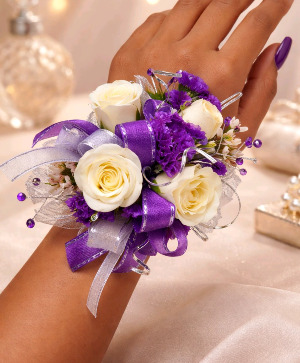 PURPLE PASSION  Corsage