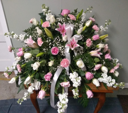 PW 1 Casket Spray