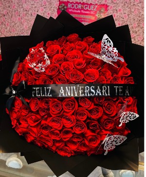 R10: Bouquet of 100 red roses 100 ROSES