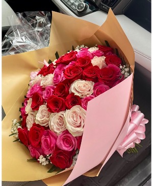 50 roses + Bouquet 