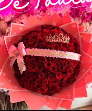Ramo Buchon  rosas