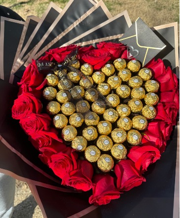 Ramo Buchon With Chocolate Heart Bouquet of Roses in Columbus, IN | Florist MK