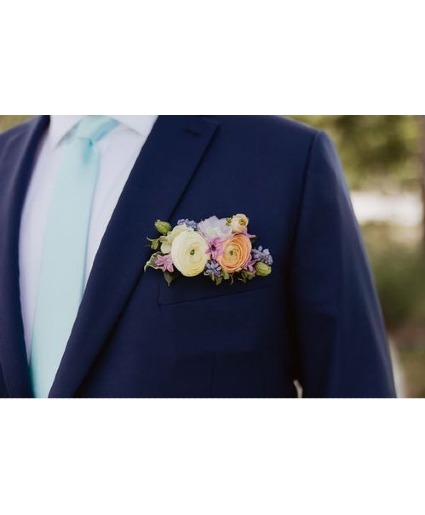 RANUNCULUS POCKET BOUT PROM
