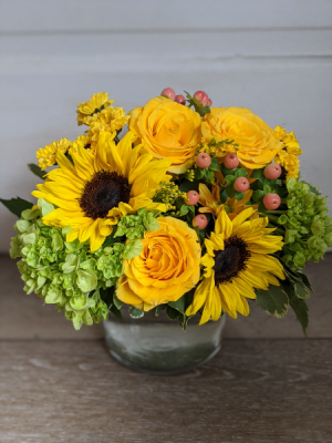 Ray of Sunshine fresh arrangement