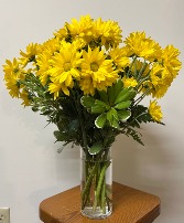 Ray of Sunshine Vase of Daisies