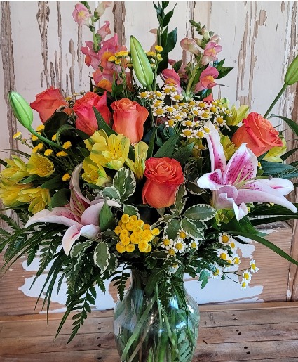 Rays of sunshine Vase arrangement 