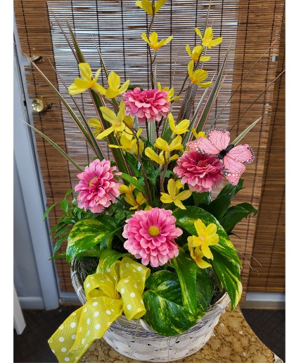 Ready for Spring Basket Garden 