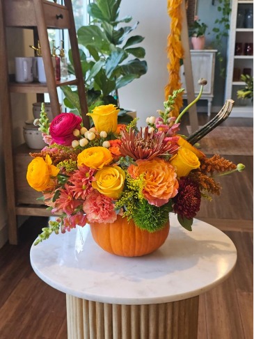 Real Pumpkin  Fall Design in Frederick, MD | Maryland Florals
