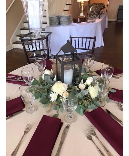 RING OF FLOWERS WEDDING FLOWERS