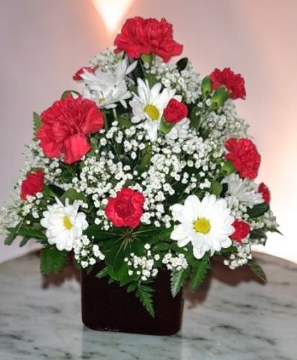 Red and White Delight              FHF-V41 Vase Arrangement 