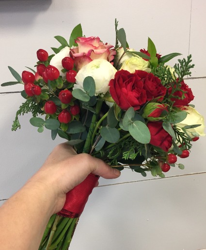 AUBURN FLOWERS & GIFTS AUBURN FLOWERS & GIFTS