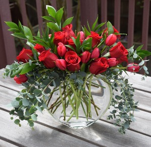 Red Love vase