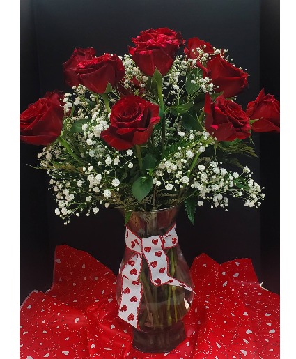 RED PANTHER ROSES Vase Arrangement